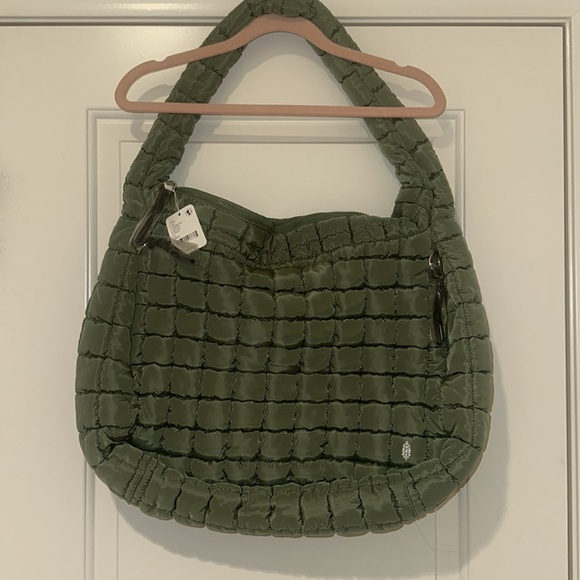 Free People FP Movement Quilted Carryall Bag in Washed Sage π New & Never Worn π - Picture 8 of 17